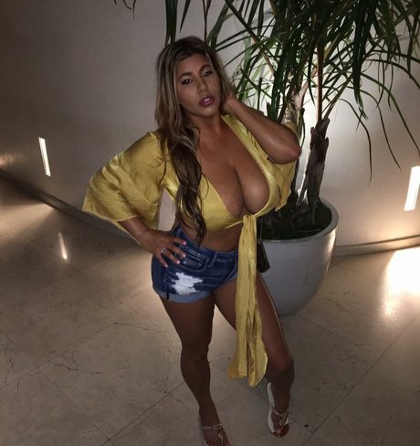 Foto di nudo di fuga di OnlyFans di Andrea Marie