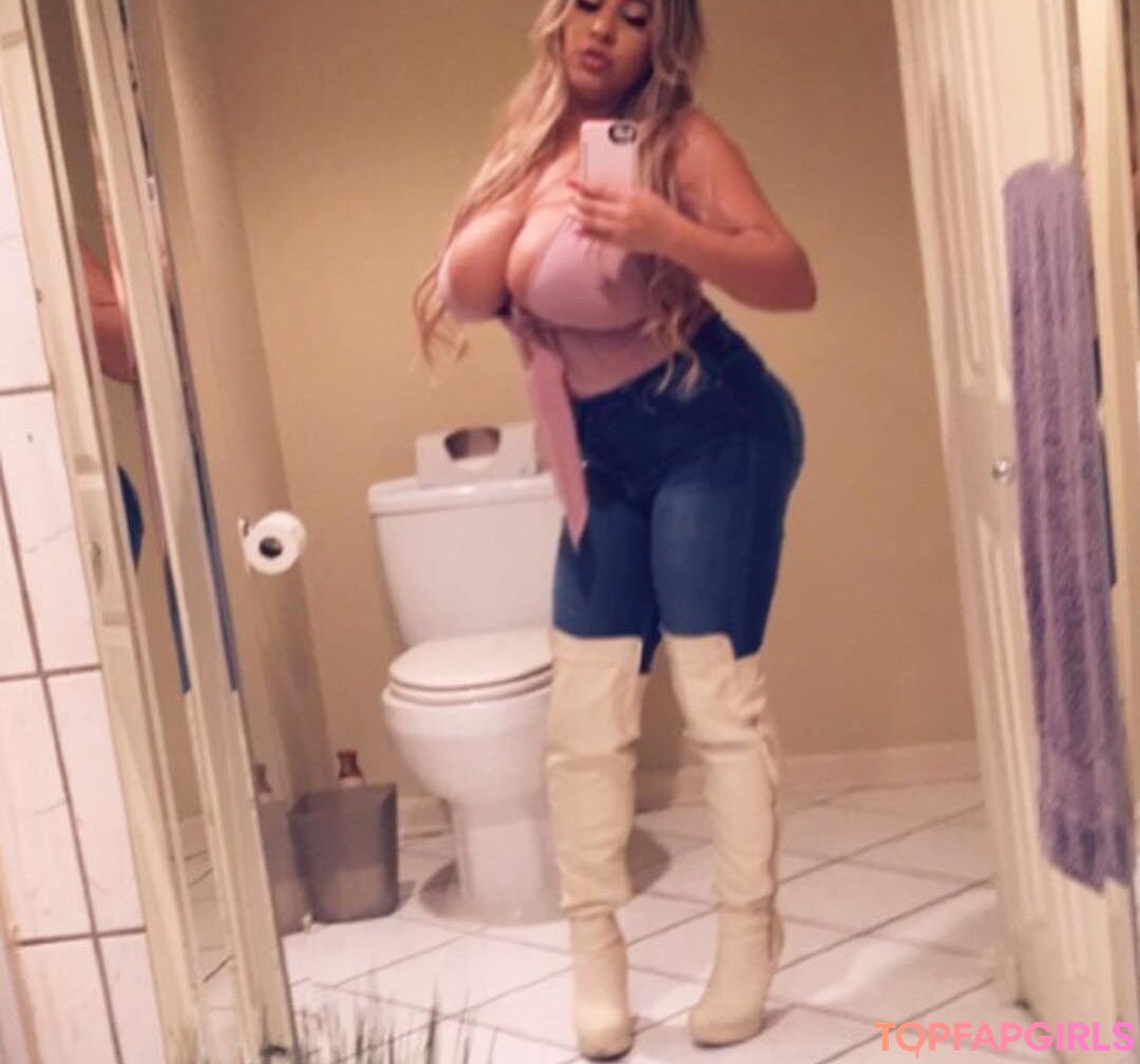 Foto di nudo di fuga di OnlyFans di Andrea Marie #9 Foto di nudo di fuga di OnlyFans di Andrea Marie #9