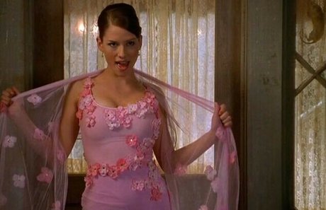 Foto di nudo di fuga di OnlyFans di Chyler Leigh