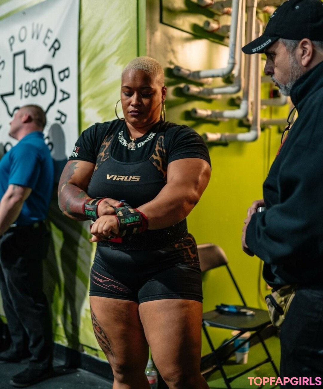 Foto di nudo di fuga di OnlyFans di Queen R #7 Foto di nudo di fuga di OnlyFans di Queen R #7