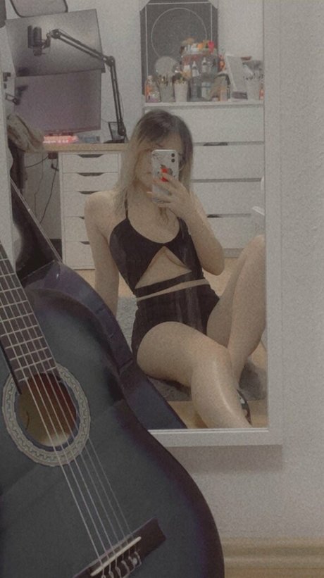 Foto di nudo di fuga di OnlyFans di Xktie