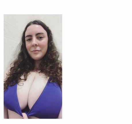 Foto di nudo di fuga di OnlyFans di Karagreene