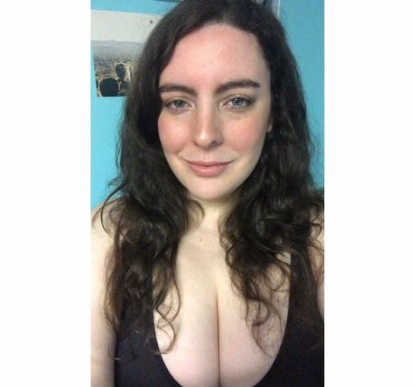 Foto di nudo di fuga di OnlyFans di Karagreene