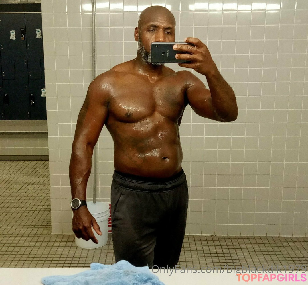 Foto di nudo di fuga di OnlyFans di Bigblackdik1979 #17 Foto di nudo di fuga di OnlyFans di Bigblackdik1979 #17
