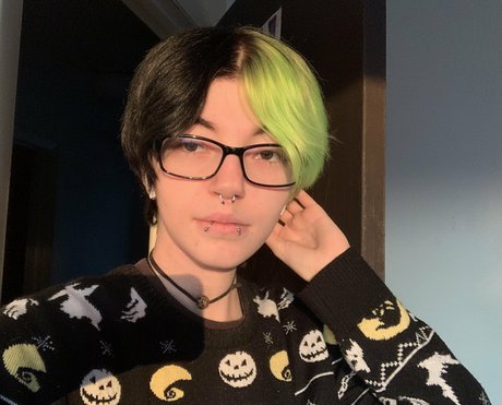 Erasedweeaboo-free