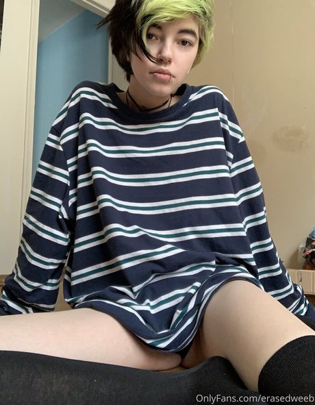 Erasedweeaboo-free