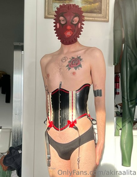 Foto di nudo di fuga di OnlyFans di Akiraalita