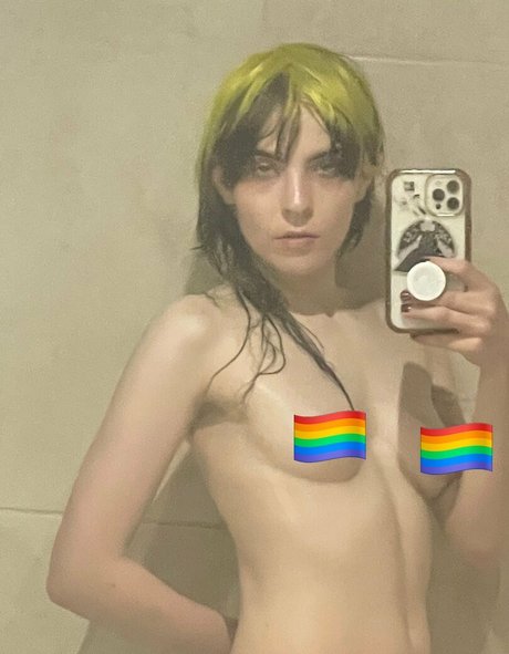 Foto di nudo di fuga di OnlyFans di Dorianelectra