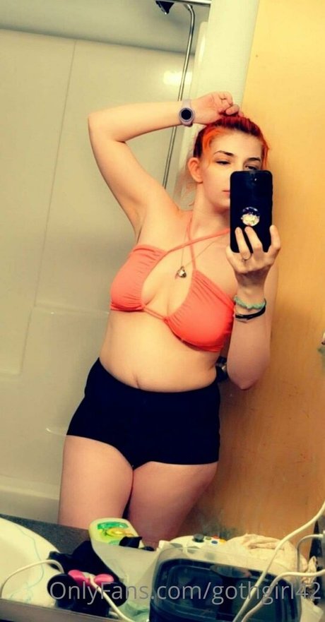 Gothgirl42