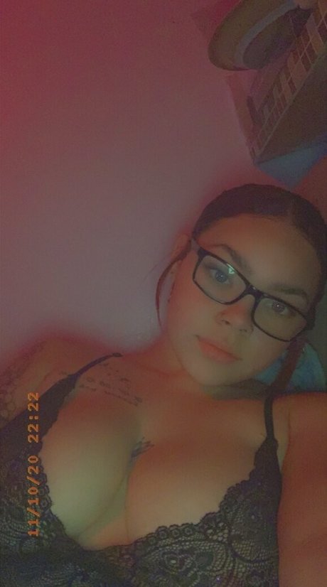 Foto di nudo di fuga di OnlyFans di Devillishbaby