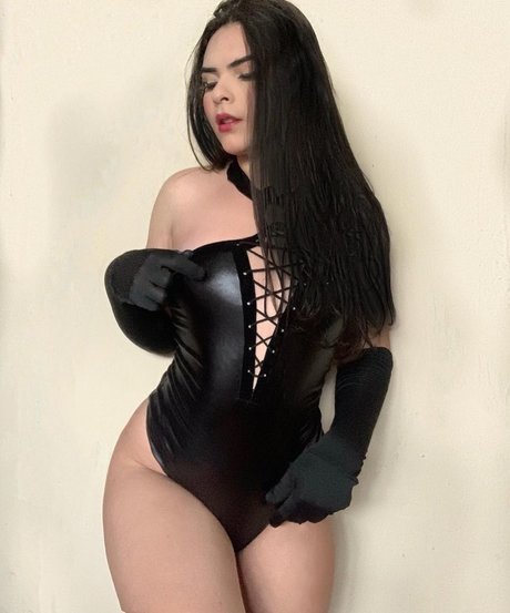 Foto di nudo di fuga di OnlyFans di Christina Cleon