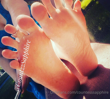 Foto di nudo di fuga di OnlyFans di Countesssapphire