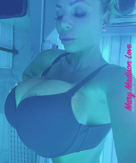 Foto di nudo di fuga di OnlyFans di Marymadison