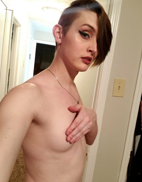 Foto di nudo di fuga di OnlyFans di Veroticajae