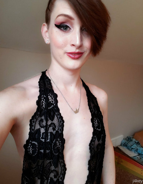 Foto di nudo di fuga di OnlyFans di Veroticajae