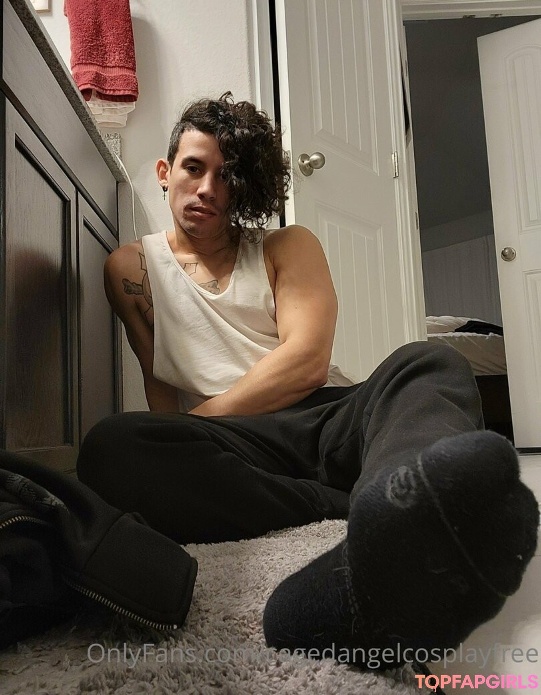 Foto di nudo di fuga di OnlyFans di Cagedangelcosplayfree #22 Foto di nudo di fuga di OnlyFans di Cagedangelcosplayfree #22