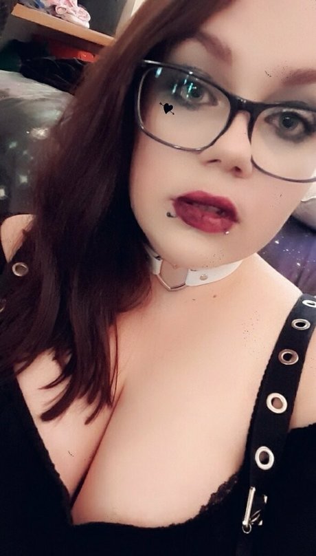 Foto di nudo di fuga di OnlyFans di Ariajinxfree