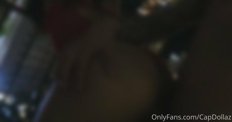 Foto di nudo di fuga di OnlyFans di Capdollaz