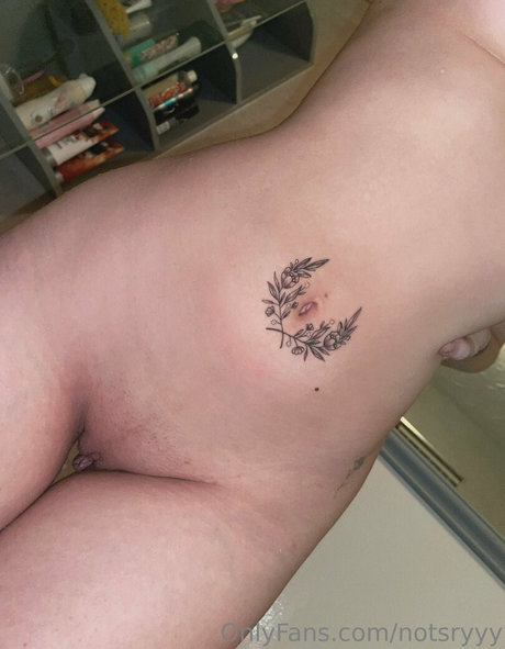 Foto di nudo di fuga di OnlyFans di Notsryyy