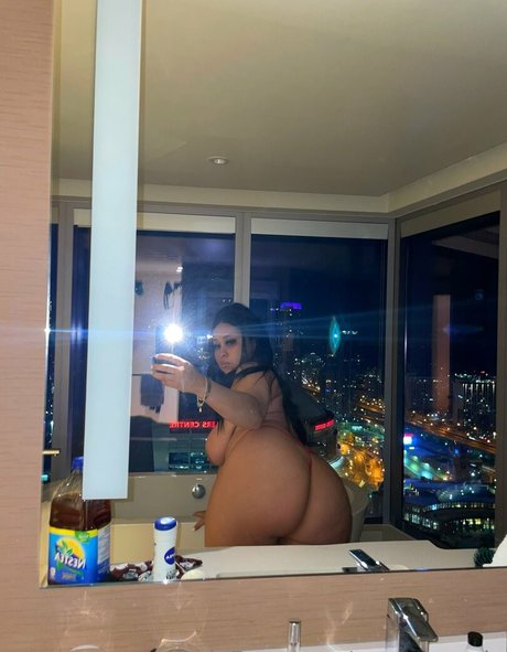Foto di nudo di fuga di OnlyFans di Estee Parede