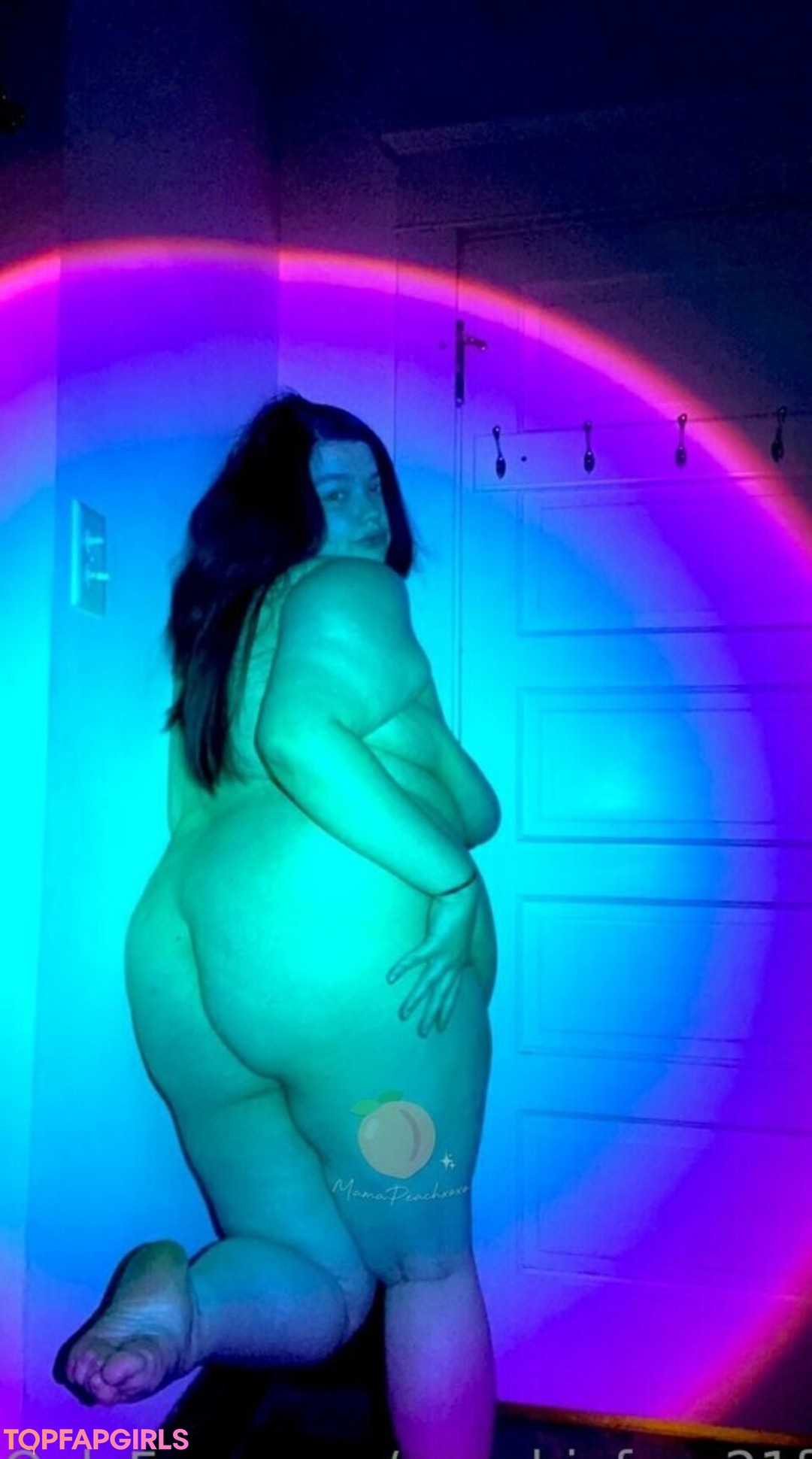 Foto di nudo di fuga di OnlyFans di Mamapeachxoxofree #24 Foto di nudo di fuga di OnlyFans di Mamapeachxoxofree #24