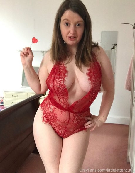 Foto di nudo di fuga di OnlyFans di Kittengotcream
