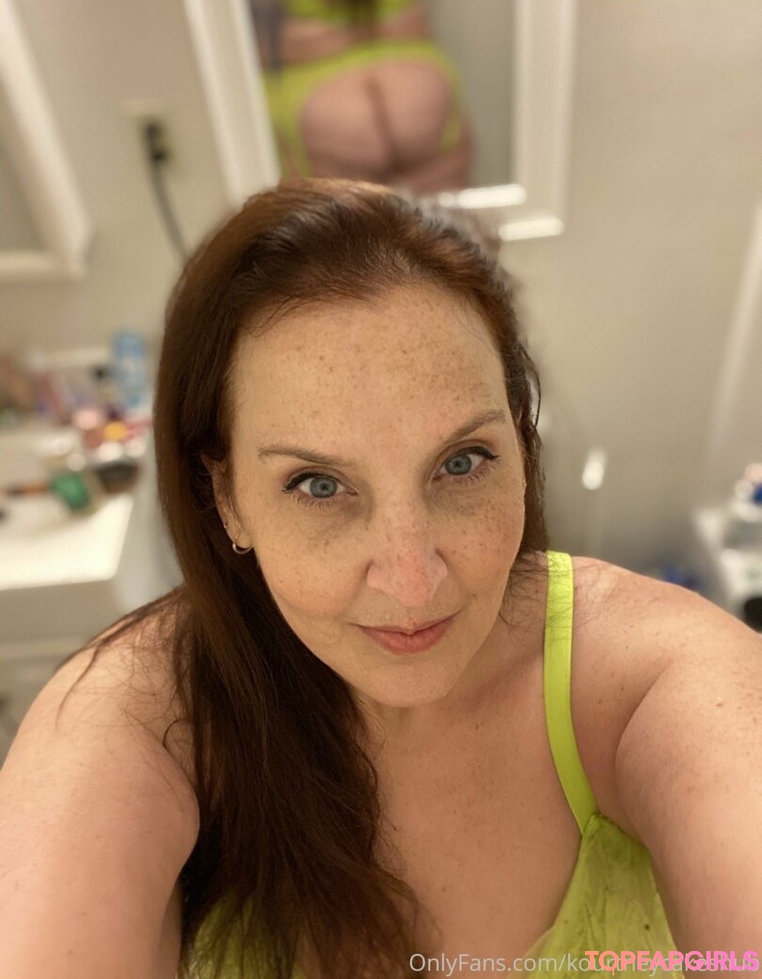 Foto di nudo di fuga di OnlyFans di Kourtneycakeshub #66 Foto di nudo di fuga di OnlyFans di Kourtneycakeshub #66