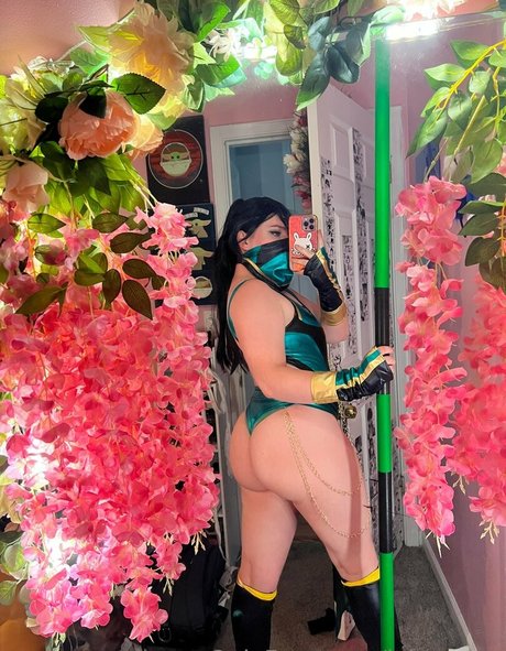 Foto di nudo di fuga di OnlyFans di Ivieenova