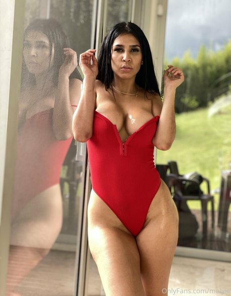 Foto di nudo di fuga di OnlyFans di Malyia