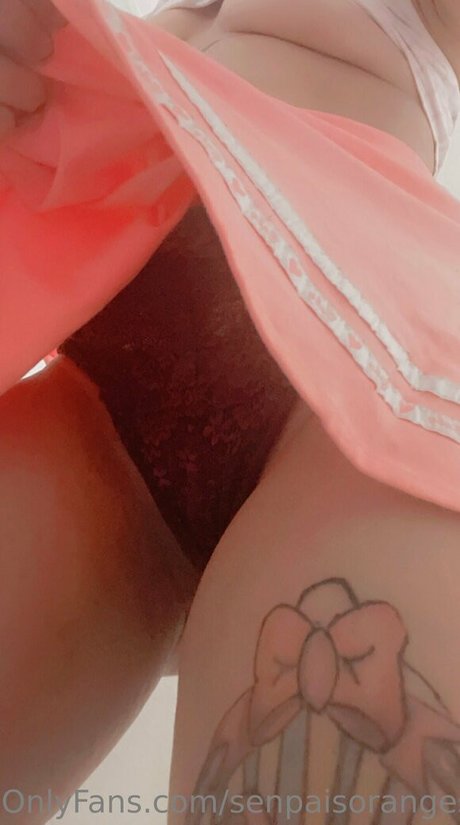 Foto di nudo di fuga di OnlyFans di Senpaisoranges