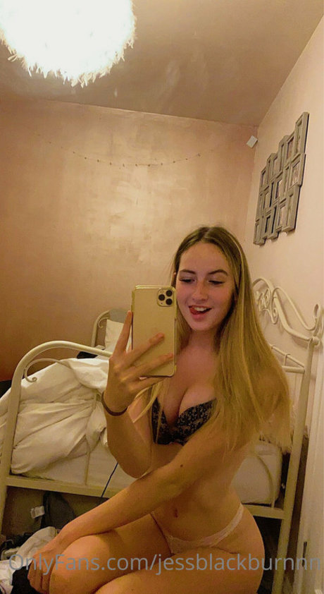 Foto di nudo di fuga di OnlyFans di Jess Blackburn
