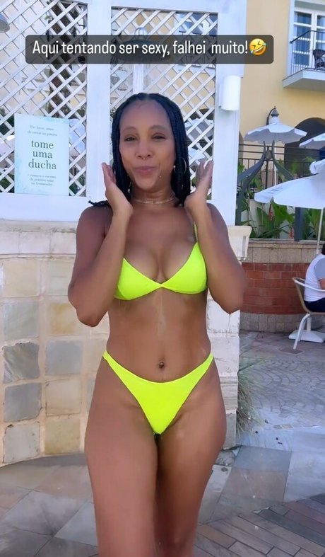 Negra Li