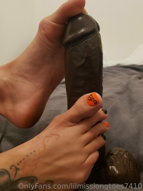 Foto di nudo di fuga di OnlyFans di Lilmisslongtoes7410