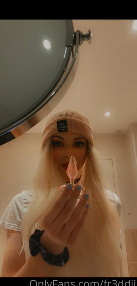 Foto di nudo di fuga di OnlyFans di Fr3ddii