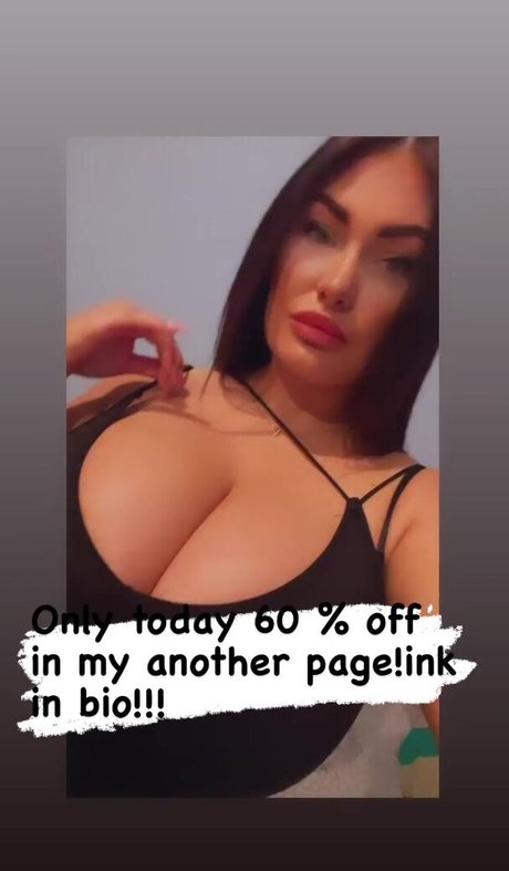 Foto di nudo di fuga di OnlyFans di Agne Agnieska