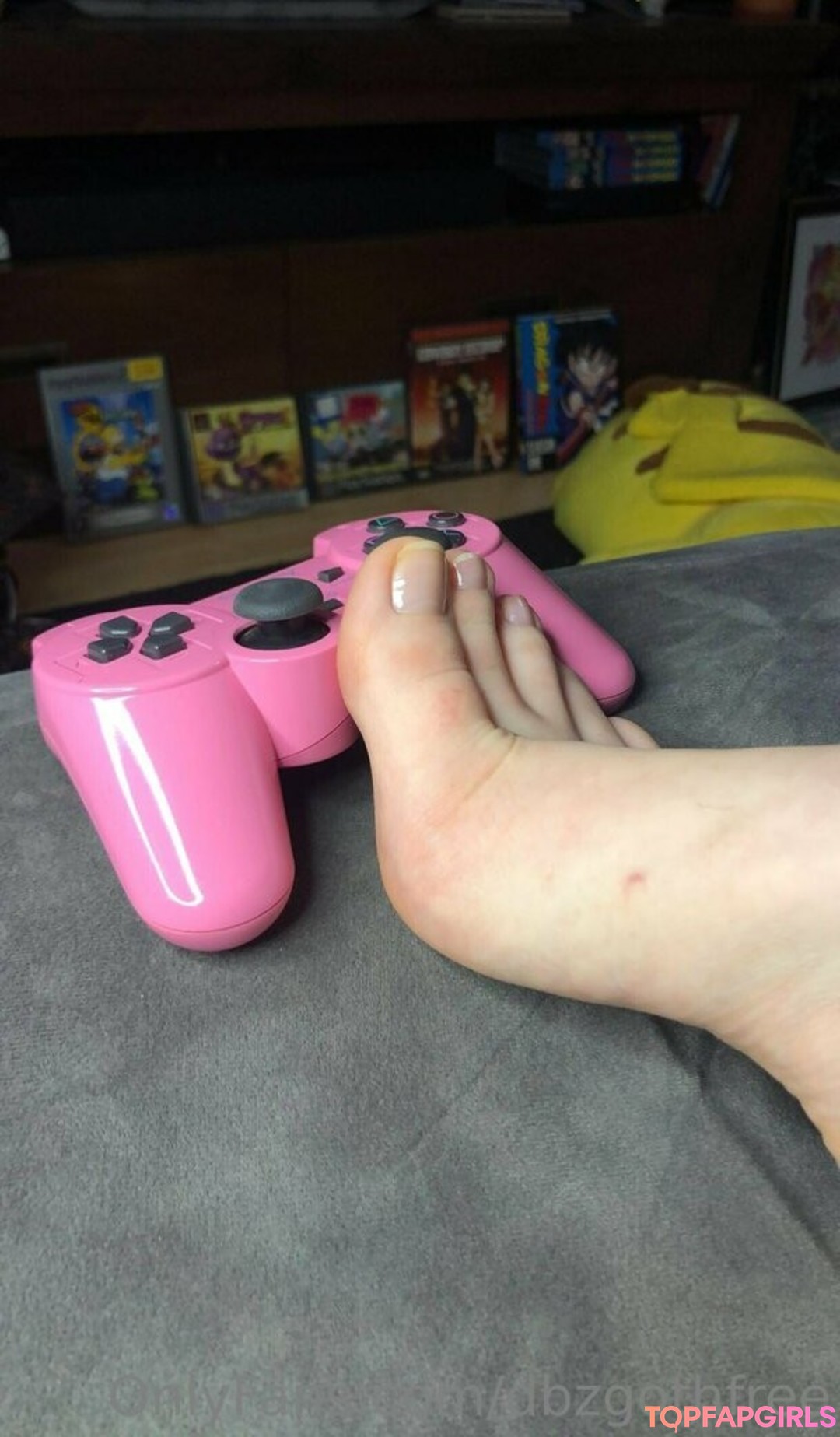 Foto di nudo di fuga di OnlyFans di Dbzgothfree #7 Foto di nudo di fuga di OnlyFans di Dbzgothfree #7