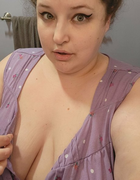 Foto di nudo di fuga di OnlyFans di Pumpkinbatssbbw