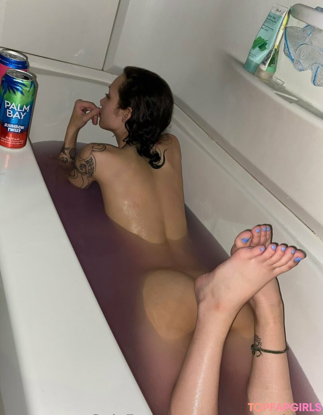 Foto di nudo di fuga di OnlyFans di Blossomingvixen #13 Foto di nudo di fuga di OnlyFans di Blossomingvixen #13