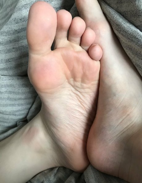 Foto di nudo di fuga di OnlyFans di Marthafeet