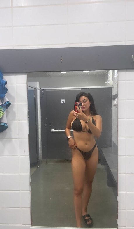 Foto di nudo di fuga di OnlyFans di Chen Levi