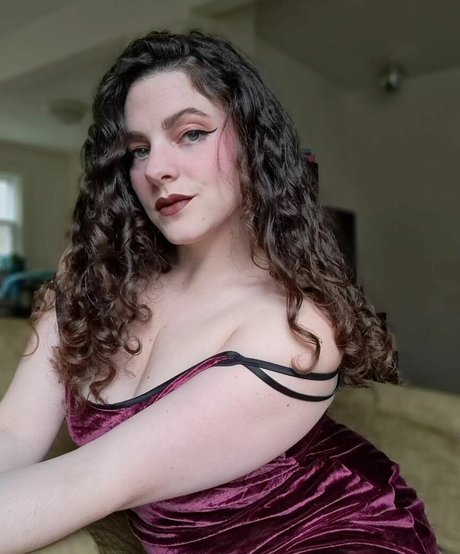 Foto di nudo di fuga di OnlyFans di Tiffanyinnature