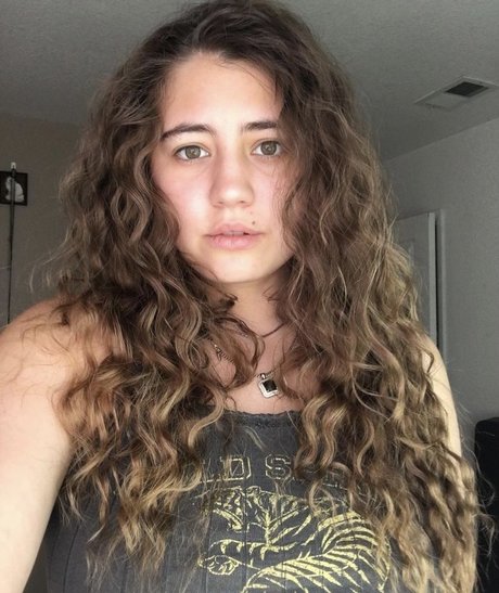 Foto di nudo di fuga di OnlyFans di Lia Marie Johnson