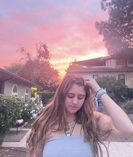 Foto di nudo di fuga di OnlyFans di Lia Marie Johnson
