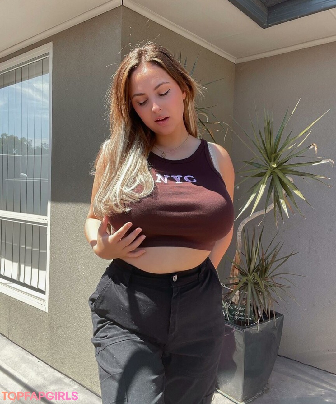 Foto di nudo di fuga di OnlyFans di Rachel Elizabeth #35 Foto di nudo di fuga di OnlyFans di Rachel Elizabeth #35