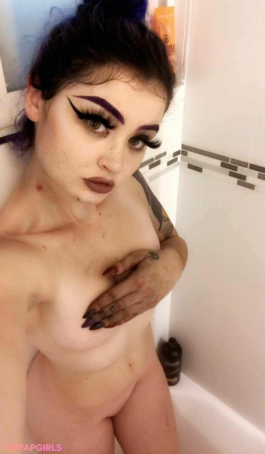 Foto di nudo di fuga di OnlyFans di Minitruckmommy #246 Foto di nudo di fuga di OnlyFans di Minitruckmommy #246