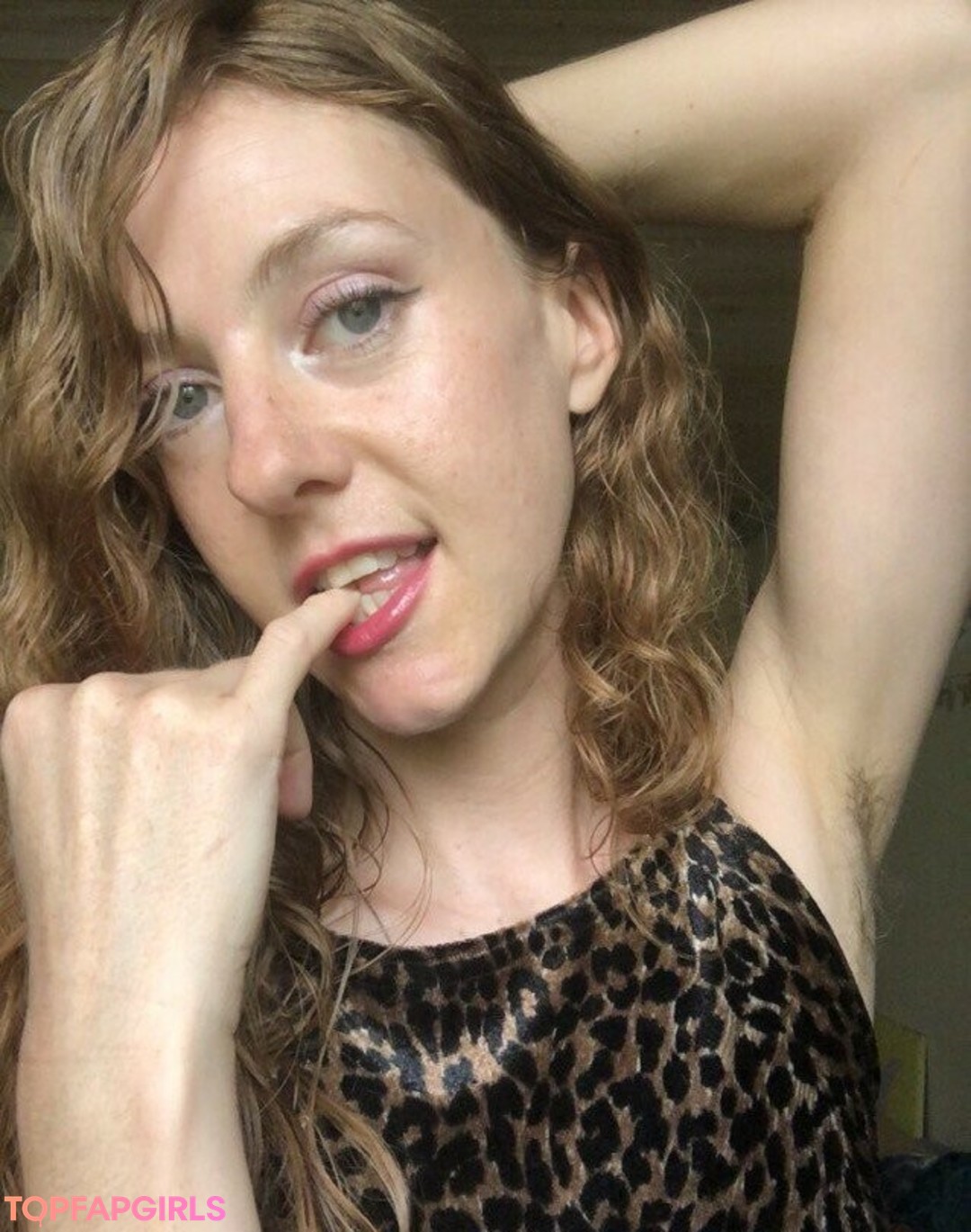 Foto di nudo di fuga di OnlyFans di Serena Rain #1 Foto di nudo di fuga di OnlyFans di Serena Rain #1