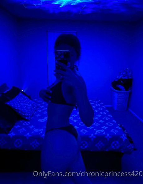Foto di nudo di fuga di OnlyFans di Chronicprincess420