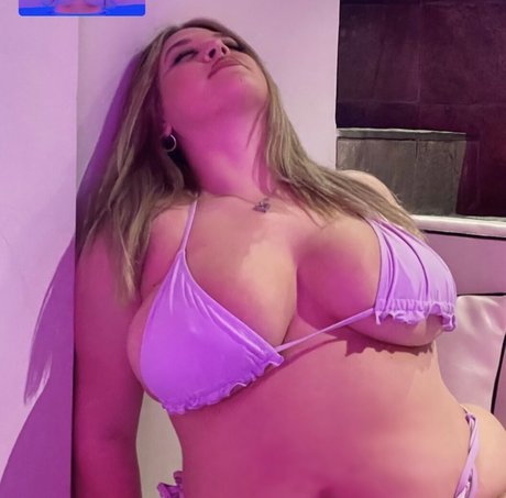 Foto di nudo di fuga di OnlyFans di Sierra K