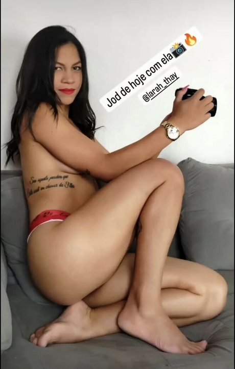 Foto di nudo di fuga di OnlyFans di Lahthay