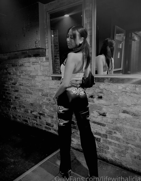 Foto di nudo di fuga di OnlyFans di Lifewithalicia